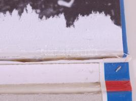 Mosonmagyaróvár tűzoltóságának 125 éves története képekben Győr, 2001. Kötéstábla elvált