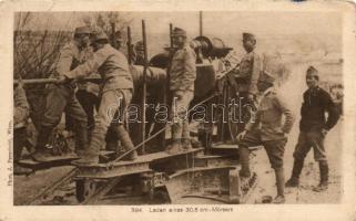K.u.k. soldiers WWI, loading of a 30.5 cm mortar (b)