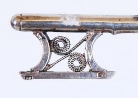 Ezüst (Ag.) kulcs, jelzett, h:8 cm, s: 11 gr/ Silver key
