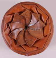 Kézműves bőr dohányzacskó /  Leather tobacco bag