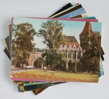 43 db modern képeslap Budapestről / 43 pieces modern postcards about Budapest