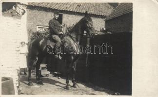 Hungarian cavalryman photo, Magyar lovas katona photo