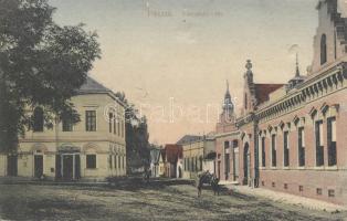 Pásztó Városház tér, Müller Dezső kereskedése (b)