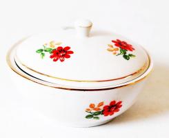 Virágokkal díszített kis Hollóházi porcelán bonbonniere /  Tiny porcelain bonbonniere, d: 8,5cm