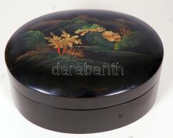 Lakkozott fadobozka kézzel festett kínai tájképpel a fedelén /  Wooden box with hand painted Chinese landscape, 11x15x8cm