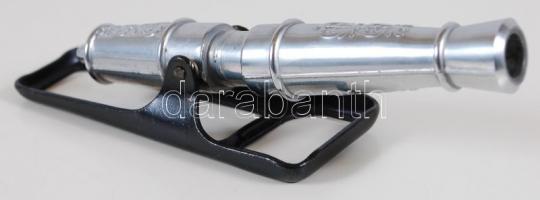 3db különleges formájú sörnyitó / 
Beer openers in unusual shape