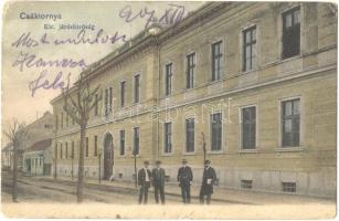 Csáktornya court