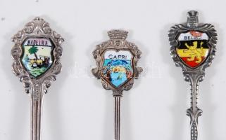 5db díszkanálka különféle zománcozott címerekkel