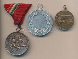 3db különféle sportérem , kettő lövészet, harmadik szignózott Berán "M.Á.V. Gépgyári Sportkör&q...