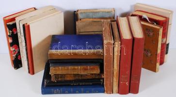 Doboznyi vegyes könyvtétel: Főleg szépirodalom, több háború előtti.