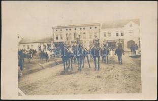 1915 Szász Ágoston csapata élén Erdélyben, korabeli fotó