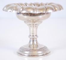 1835 Antik ezüst (Ag) fűszertartó 13 latos bécsi jelzéssel és AW mesterjeggyel /  Antique silver salt with 13 loth Viennese hallmark and AW maker's mark, 7,5cm, 93,9gr