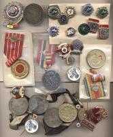 Vegyes jelvény, kitüntetés és díjérem tétel T:vegyes