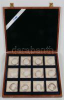 NSZK 1991-1993. "Az USA elnökei" sorozat, benne 24db klf Ag (0.999/15g) emlékérem T:PP Tanúsítvánnyal, fa díszdobozban! GFR 1991-1993. "Presidents of the United States" Ag (0.999/15g) coin set with 24pcs of coin in wooden-box with certificates C:PP