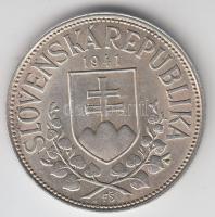 Szlovákia 1941. 20K Ag "Cirill és Metód" T:2
Slovakia 1941 20 Korun Ag "St. Kyrill an...