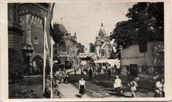 Budapest XIV. Városliget az 1948-as Budapesti Nemzetközi Vásár, üveg-porcelán-lakberendezés pavilon