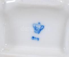 Őz és gidája, jelzett, német Lippelsdorf, hibátlan, m:15 cm, h:13 cm