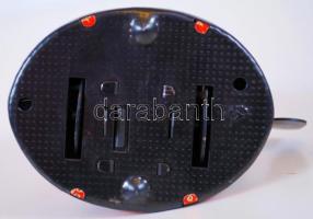 "80 Moszkva" feliratú felhúzható fémlemez játék, működik, m:15 cm