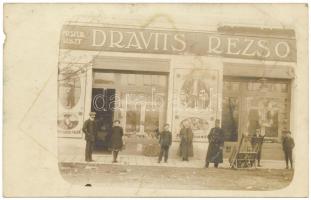cca 1910 Dravits Rezső fűszer üzlete fotólap