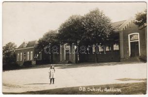 Hallum Schule Foto AK