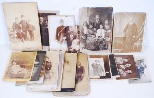 cca 1870-1940 99 db vegyes témájú fotó, benne katonai 40 keményhátú fotóval vegyes minőségben (Goszl...