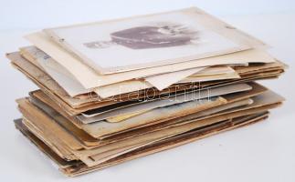 cca 1870-1940 99 db vegyes témájú fotó, benne katonai 40 keményhátú fotóval vegyes minőségben (Goszl...