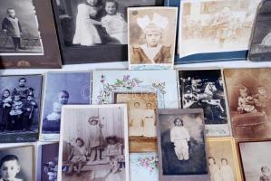 cca 1880-1900 19 db gyermekfotó, keményhátú fotó / Vintage photos of children