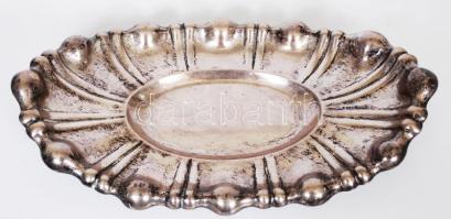 1872-1922 800-as tisztaságú "dianás" pesti fémjelű, SG mesterjeggyel ellátott ezüst (Ag) tálca hólyagos peremmel /  Silver tray with 800 fineness Pest "Dianakopf" hallmark and maker's mark, 35x20cm, 341gr