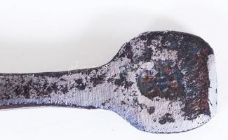 Jelzett fém ráspoly és vaskampó, h:40 cm