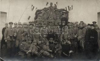 Military WWI Hungarian and German soldiers, Temesvár, group photo (EK)