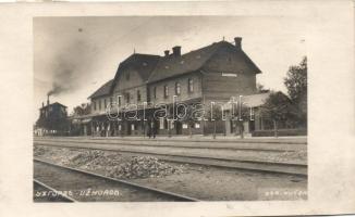 Ungvár railway station (Rb)