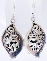 Szecessziós stílusú, áttört ezüst (Ag) fülbevaló pár /  A pair of pierced silver earrings in art nouveau style, 4,5cm, 9,62gr