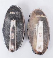 Zománcozott ezüst (Ag) fülbevaló pár / 
A pair of enamelled silver earrings, 2cm, br: 5,95gr
