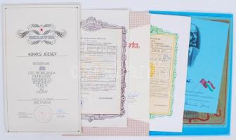 összesen 32 db: oklevél, párt igazolvány, útlevél, és iratok a Csepel vas és fémművek egyik dolgozój...