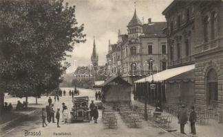 Brassó Rezső boulevard with automobile