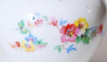 Zsolnay porcelán vázácska 9 cm