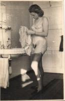 Erotic photo postcard (EK)