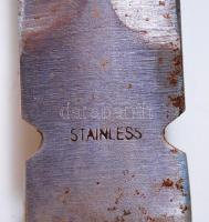 Dísztőr gazdagon díszített hüvelyben, öv tartóval, hiányos markolatvéggel/ Dagger with decoration hu...