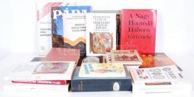 Vegyes tétel 20db könyvvel, ill. nyomtatvánnyal, közte katonai és történelmi témájú könyvek, Pápa ké...