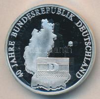 NSZK 1989. "40 éves az NSZK" Ag emlékérem (8.5g/0.999) T:PP GFR 1989. "40th anniversary of the GFR" Ag commemorative medallion (8.5g/0.999) C:PP