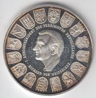 Németország 1990. "Richard von Weizsäcker" ezüstözött fém emlékérem T:PP Germany 1990. "Richard von Weizsäcker" silver plated metal commemorative medallion C:PP
