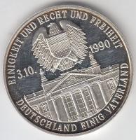 Németország 1990. "Richard von Weizsäcker" ezüstözött fém emlékérem T:PP
Germany 1990. &qu...