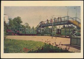 31 db modern, külföldi városképes lap