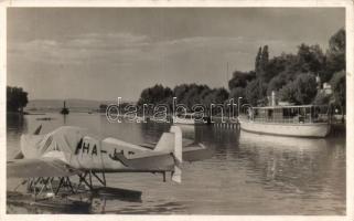 Siófok hajókikötő, hidroplán