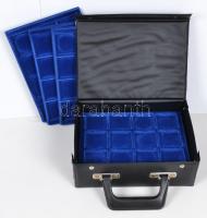 Műbőr borítású éremtartó bőrönd, 8db kivehető tálcával, egyenként 12db/50x50mm érem tárolására alkal...