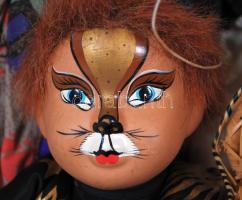 9db porcelánbaba különféle méretekben, hibátlan állapotban / 
9 Bisque dolls in various sizes, nice ...