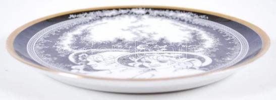 Szász Endre u.: Arcok c. Hollóházi porcelán bonbonnier / 
Faces designed by Endre Szasz Hollohaza ch...