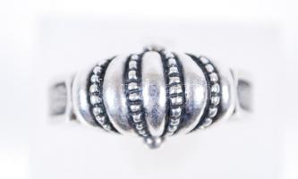 Kupolás fazonú ezüst (Ag) gyűrű / 
Silver ring, s: 55, 7,27gr