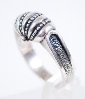 Kupolás fazonú ezüst (Ag) gyűrű / 
Silver ring, s: 55, 7,27gr
