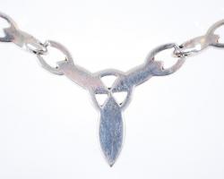 Ezüst (Ag) collier nyaklánc gyöngyház és zománc díszítéssel / 
Enamel and nacre silver collier neckl...